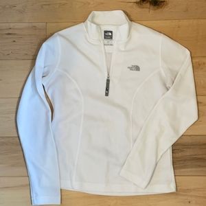 North Face half zip top S